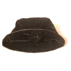 Velvet front rose hat with silk lining inside